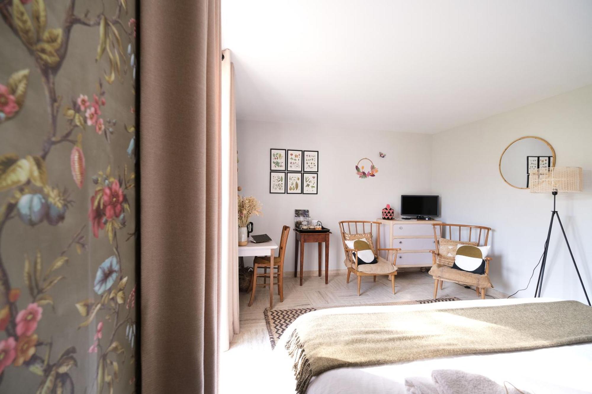 L'Orme Blanchet Spa & Piscine, Petit-Dejeuner Inclus Chambon-la-Foret Bilik gambar
